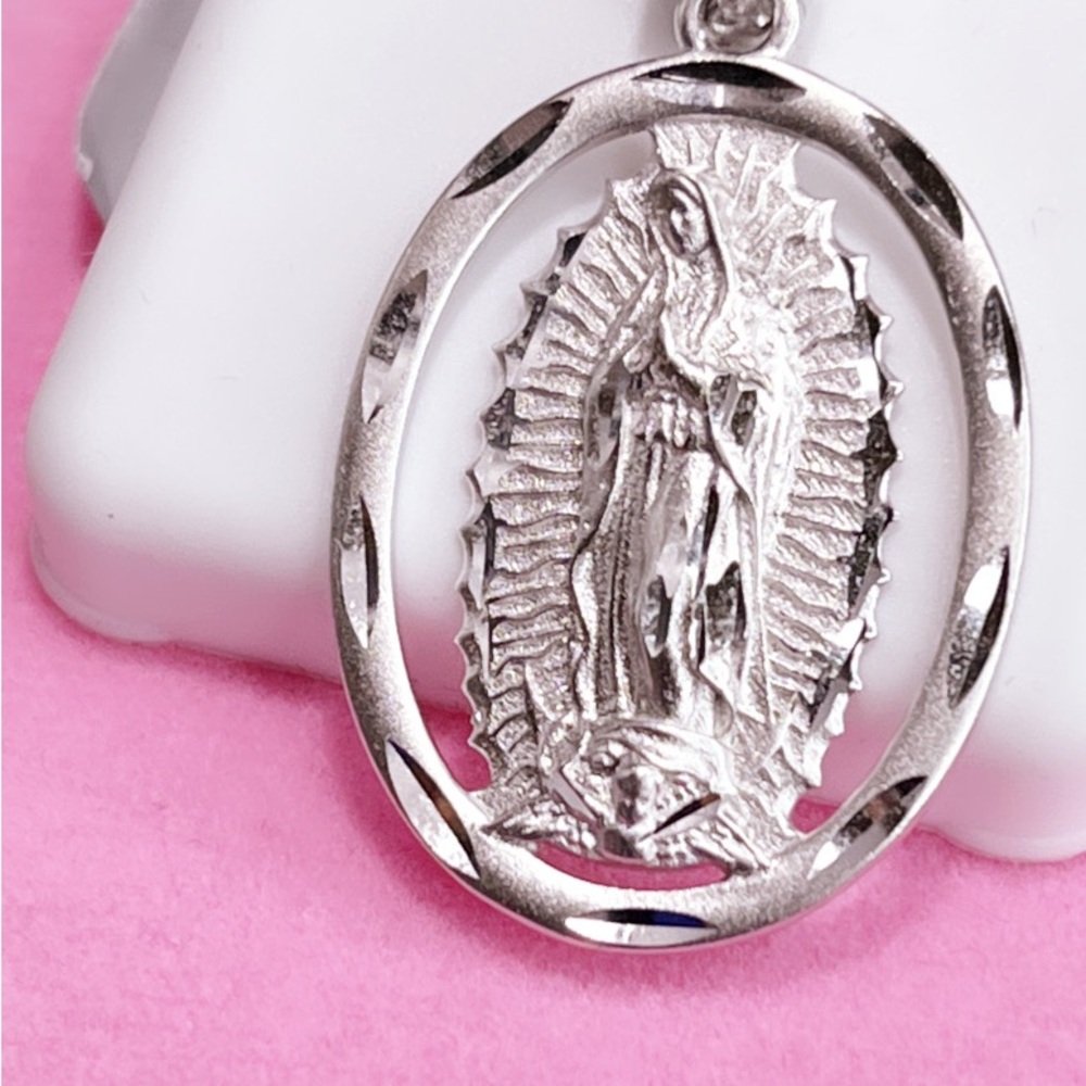 Silver Virgin Mary Pendant Necklace